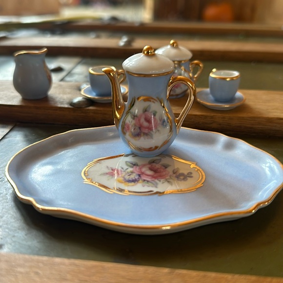Limoges France miniature Tea Set - Picture 1 of 8